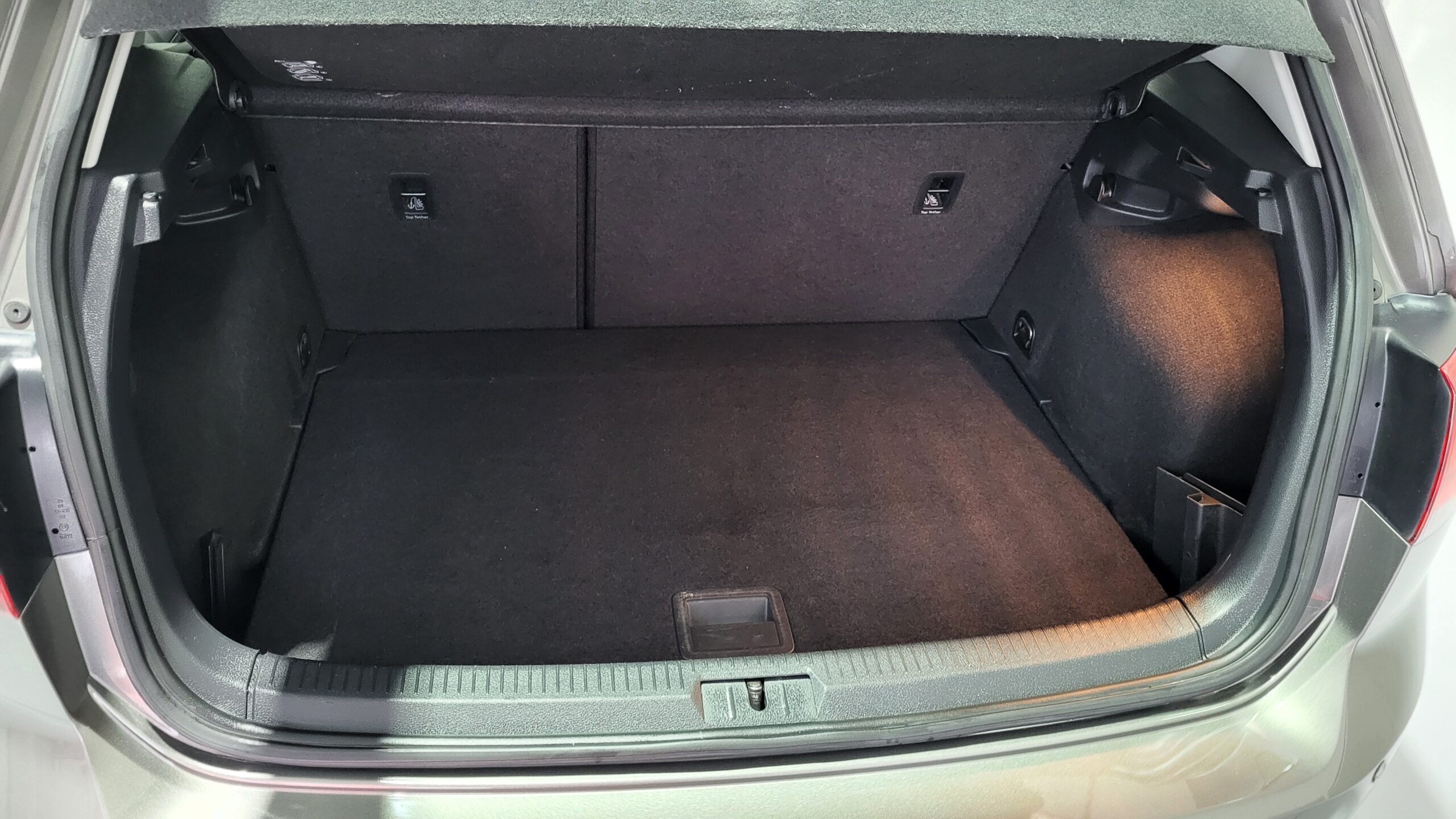 Salpicadero de Volvo XC60 B4 HÍBRIDO de Segunda Mano