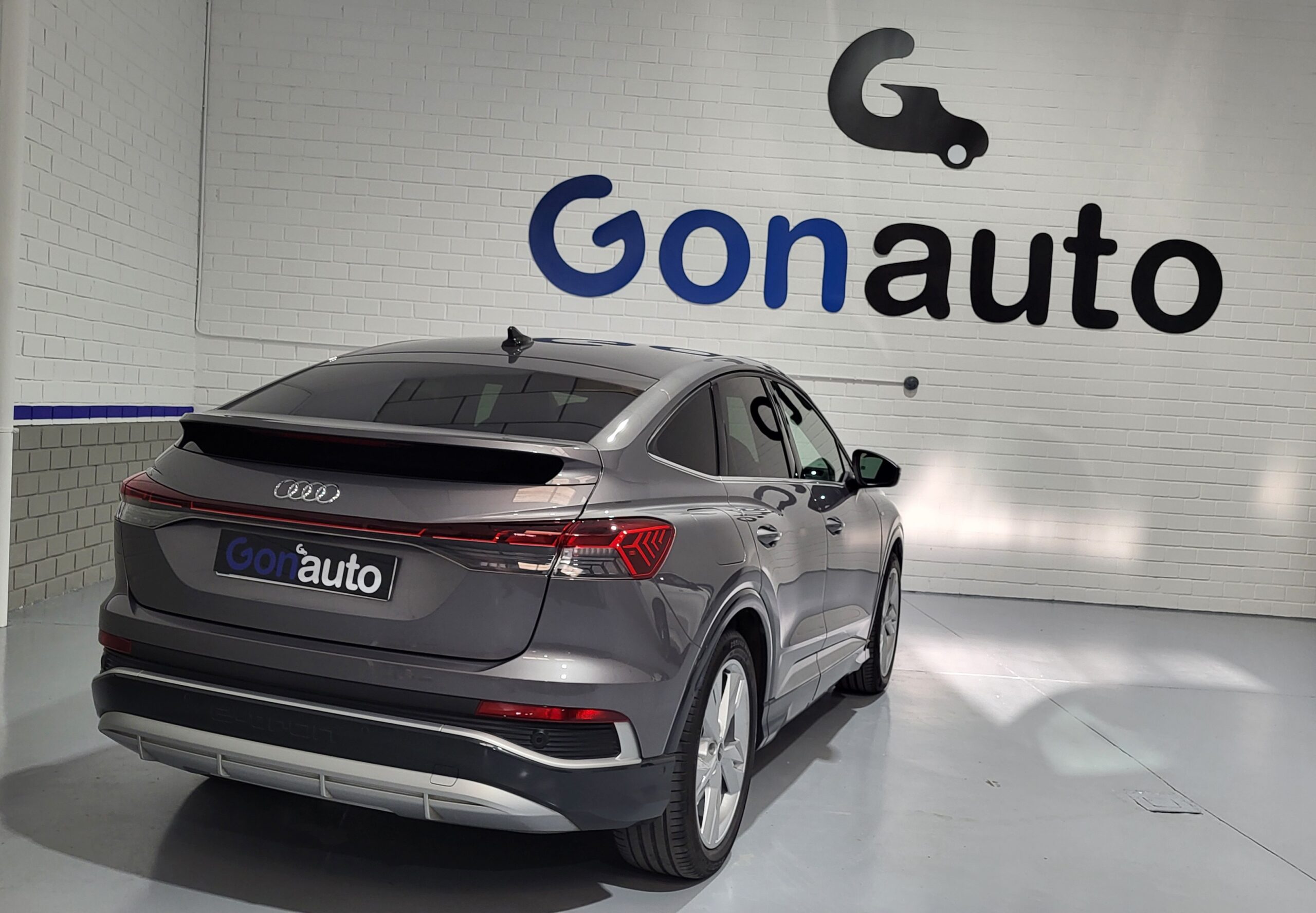 Volvo XC60 B4 HÍBRIDO de segunda Mano en valdemoro